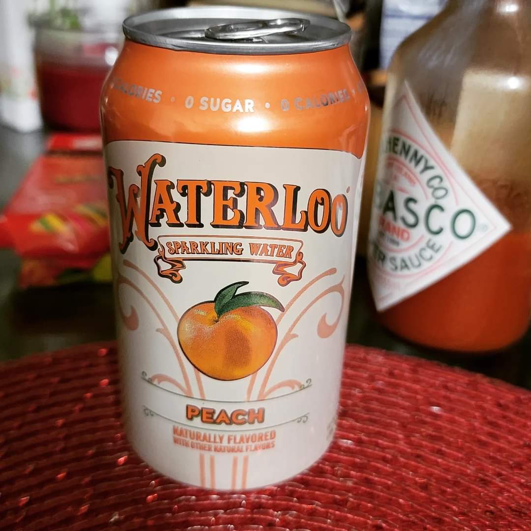 CoachLavonya's tweet image. My organic, gluten-free, BPA free, non-GMO verified version of Atlanna Peach drank! 
🤣🤣🤣 We're #TeamHealthy over here.

#DrinkYourWater #RealAtlanta #OldAtlanta