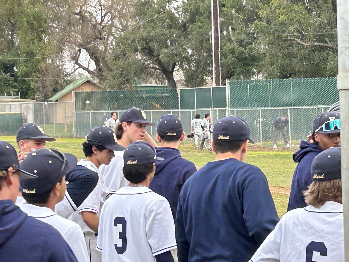 Impressive 4-1 win by Elk Grove over St Mary’s. Sophomore Colton Lincoln picks up his first varsity win.  Cy Peterson homers and drives in two with a double. Herd out to a 2-0 start.
