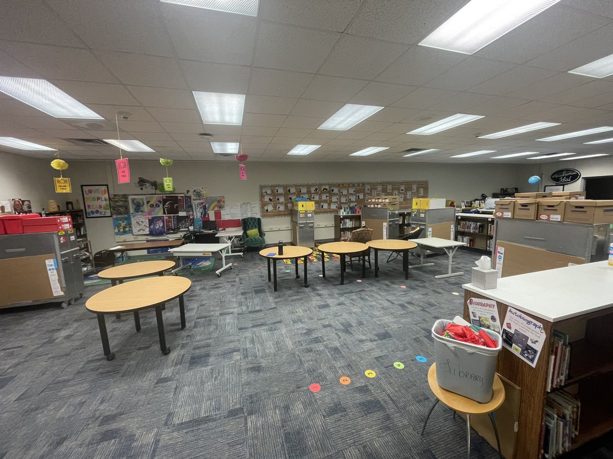 Lakewood Elementary Library tweet media