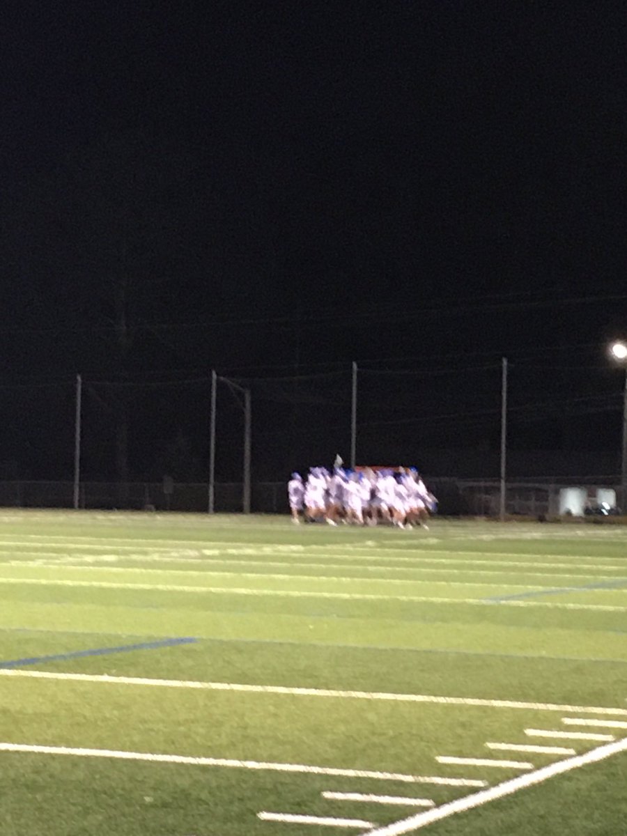 Congratulations to our lacrosse team on their 11-10 inaugural game win this evening!! What an amazing support from our community and fans. Make sure to come out and support the team this upcoming Tuesday when they host Corinth Holders. #CometsALLin ⁦⁦@ClaytonBoosters⁩