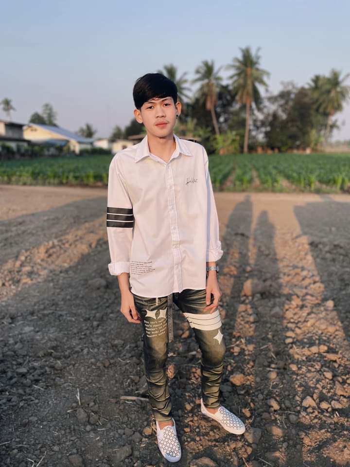paojackza24's tweet photo. หำไม่ใหญ่ เลยรั้งใครไว้ไม่ค่อยอยู่ https://t.co/IFHqeuV7Sc