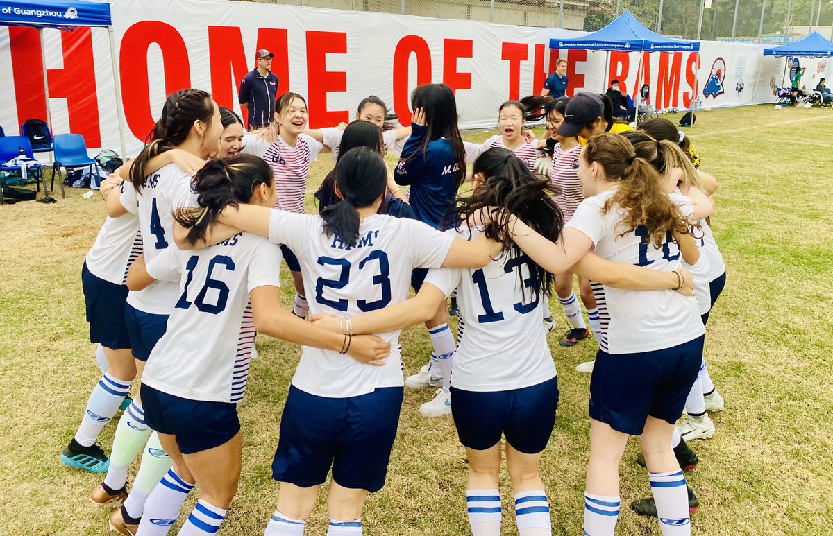 CoreyKydd's tweet image. Vex Robotics is currently competing in Nanjing, while GIN is on a service trip. Teams are bringing their A-game, and Ramspirit is at an all-time high @AISGZ