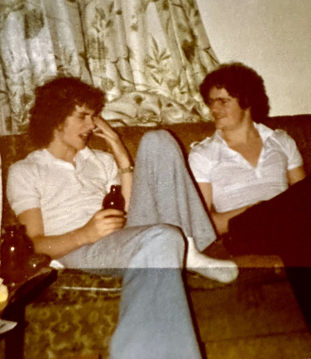 jordanbpeterson's tweet image. Met a college roommate from 44 years ago tonight. Photos from that time.  I was seventeen.