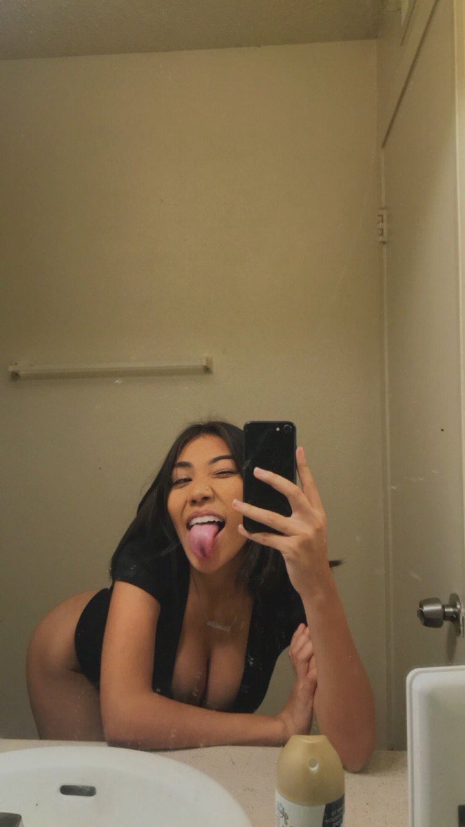 itzlexiofficial's tweet photo. hi <3 I'm new to #nsfwtwt!
Just turned 18
she/her
Dm's open for content 
Girl moot searching!! https://t.co/8vkpZ937Wp