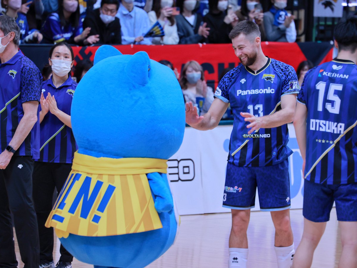 つま。 tweet media