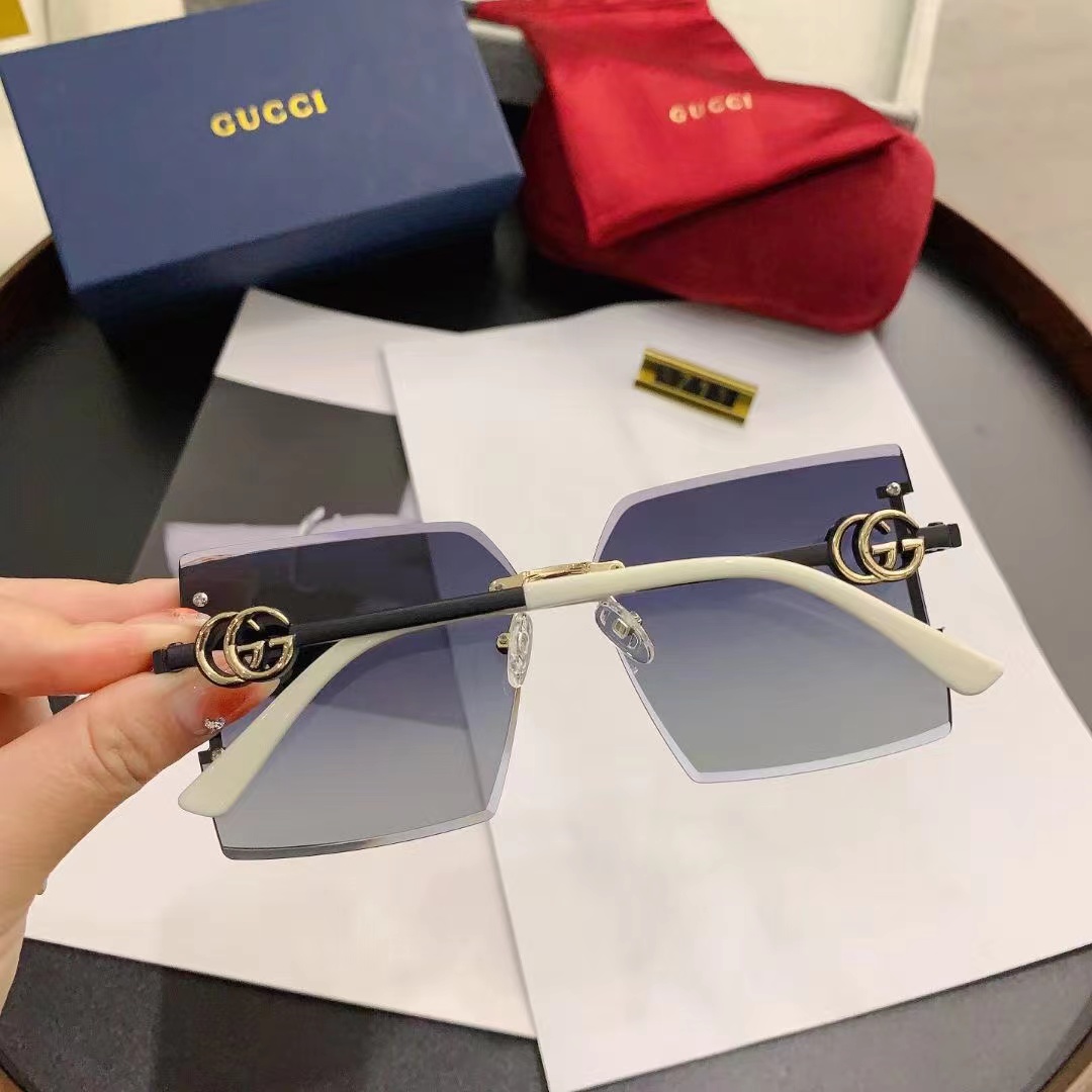 YChinastore's tweet photo. #GG #sunglasses #glasses #sunglassesfashion 
#optical #fashion #luxury  #eyewear #eyeglasses #sunglasses #unique #uni #round #black #square  #style #dream #sunglasses #partywear #summer #summerlook #trending https://t.co/GvjNnohNz0