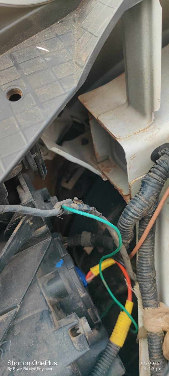 RIYAZRd6's tweet photo. @HyundaiIndia my new car Hyundai again and again rusting I want my car exchange https://t.co/GVH3CQY4WZ
