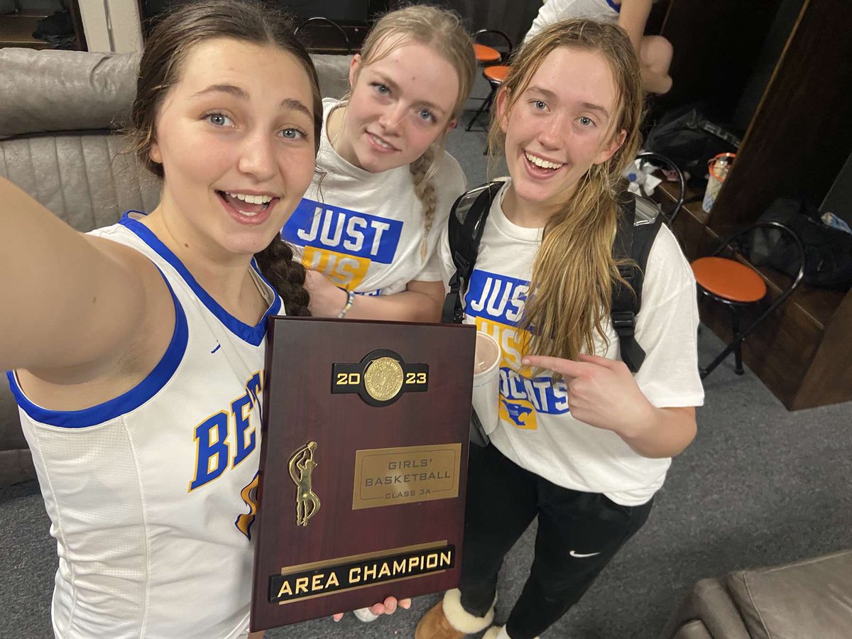 brooklynduff05's tweet photo. Step 3 ✅ #statebound #areachamps #lockedintogether  #ticketpunched @bethel_wildcats https://t.co/k43x1F1803