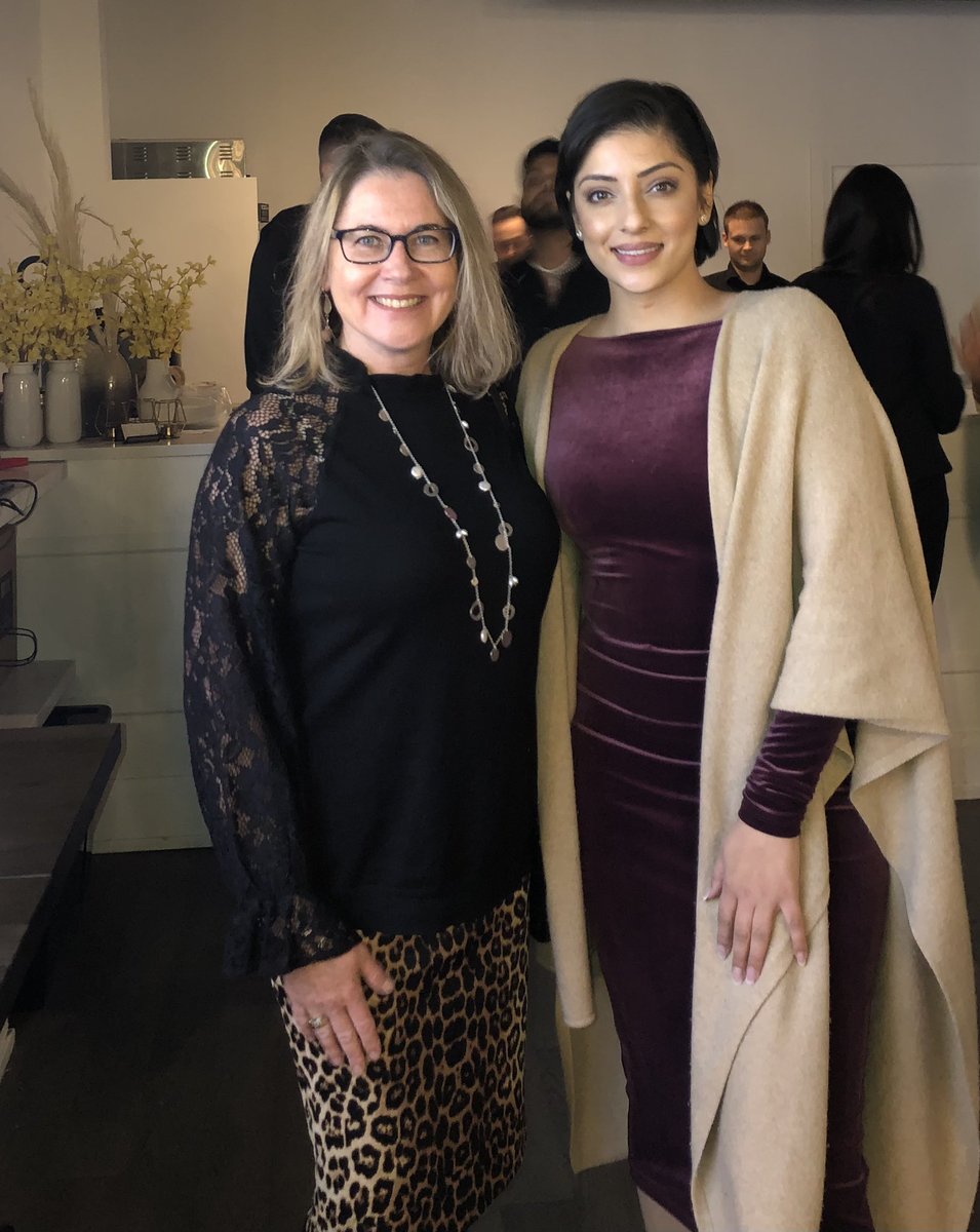 TrusteeJoanna's tweet photo. Thank you @pavparmar7 for hosting the annual Women’s Day Event - Women who Inspire. It was great to see @PamDamoff again…and SO great to see YOU! It was also lovely to catch up with Dr. Wendy Jackson-Burton and Mayor Burton. All the very best to all the women @townofoakville https://t.co/4OdFvb8r7L