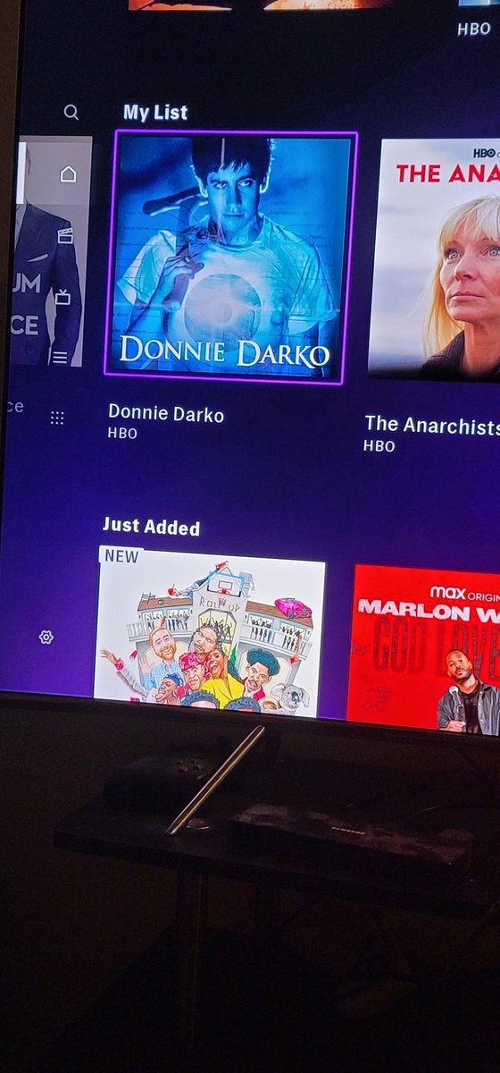 TheSpacemanCan's tweet photo. The weather and mood today is perfect for some Donnie Darko!

@MissChezza2 https://t.co/xzFAKksnUE