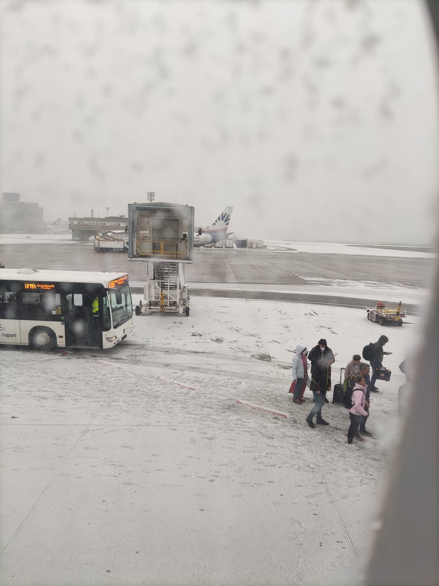 dasradiomobil.mobi/podlove/file/1… 
Die neue Episode ist endlich online. Viel Spaß beim Hören