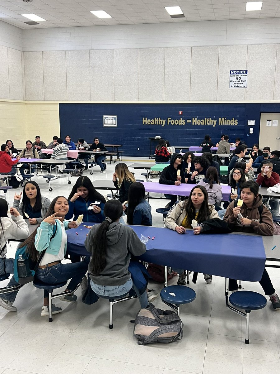 CoachP_01's tweet photo. Rewarding our FMS students with a Spring PBIS Ice Cream Social! ๐ฆ Well deserved Wildcats! #ROAR #FabensMiddle @Monlyons21 @FabensISD @DianaMo72080370 https://t.co/ZKGpJWdsRS