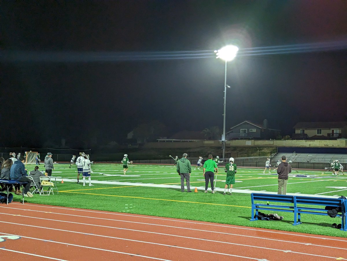 MVH_Principal's tweet photo. Mariners lacrosse vs. the Barons tonight under the lights. Let's go MVH! 💚💛 #MVHRocks @SUHSD @SUHSDAthletics1 https://t.co/gfsve1Mmjk