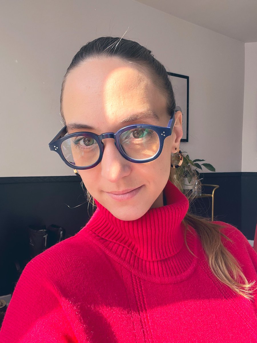 Wind downs are intense, especially to do with the grace for yourself. One of my fav startups <a href="/genusee_tweets/">Genusee</a> is closing. Consider buying some🤓😎 of the limited supply left &amp; help ensure a good process.

All 👓 are made from water bottles from the Flint water crisis.

  I ❤️mine!