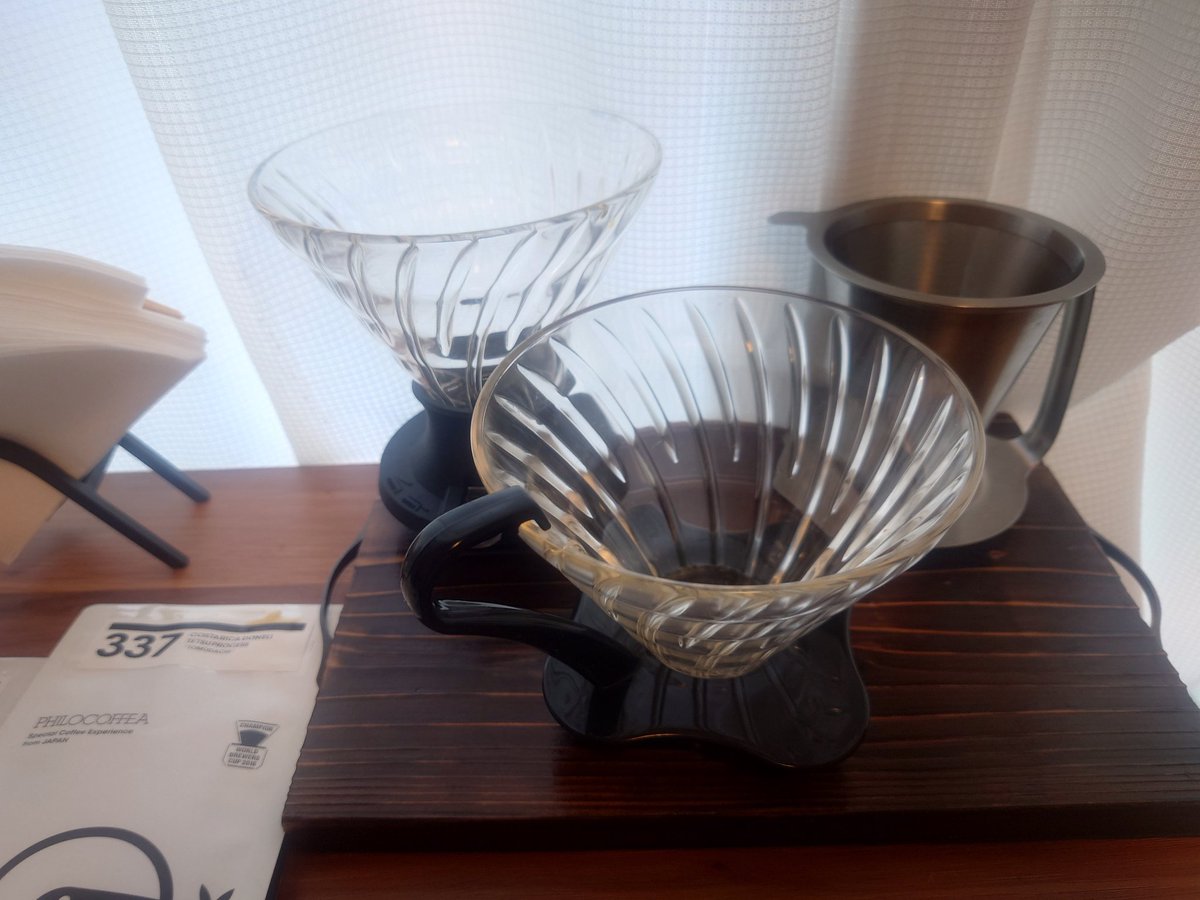 360per44's tweet photo. phil coffeaから豆がやっと届いた！
とりあえず、tomodachiは全部試してみる！ https://t.co/tRtQoeM43Q