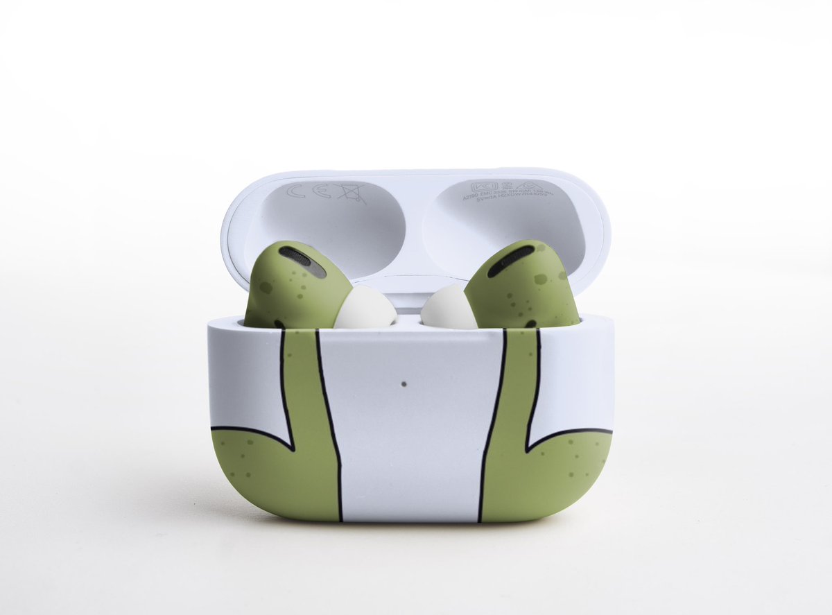 EzCustoms_corp's tweet photo. inspo//result
cute custom for AirPodsπ
@EzCustoms_corp we work only with original Apple AirPods!!
Order here : https://t.co/bN6Z97hAW6 more in our profile π₯
#inspo #pov #green #blue #cudtom #cutomization #airpods #cute #Pinterest #art #desgn #tech #customized https://t.co/KjtizMHegu