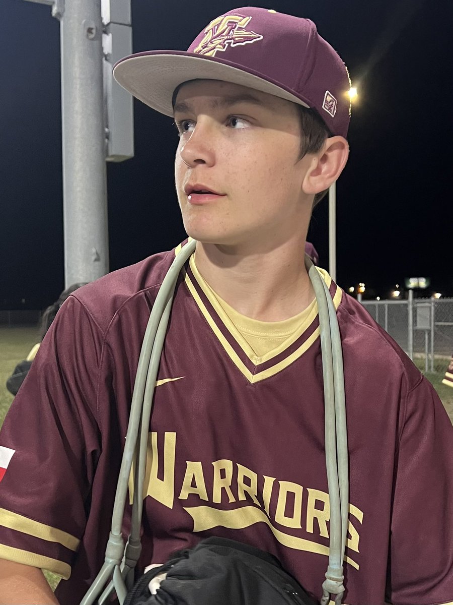 yayyaysmith's tweet photo. JV Warriors take King 3-1. Great job boys!! #yayyay #WE #JSmith @TMWarriorBSBL @Jkmoody44 https://t.co/VtWi3KKxi5