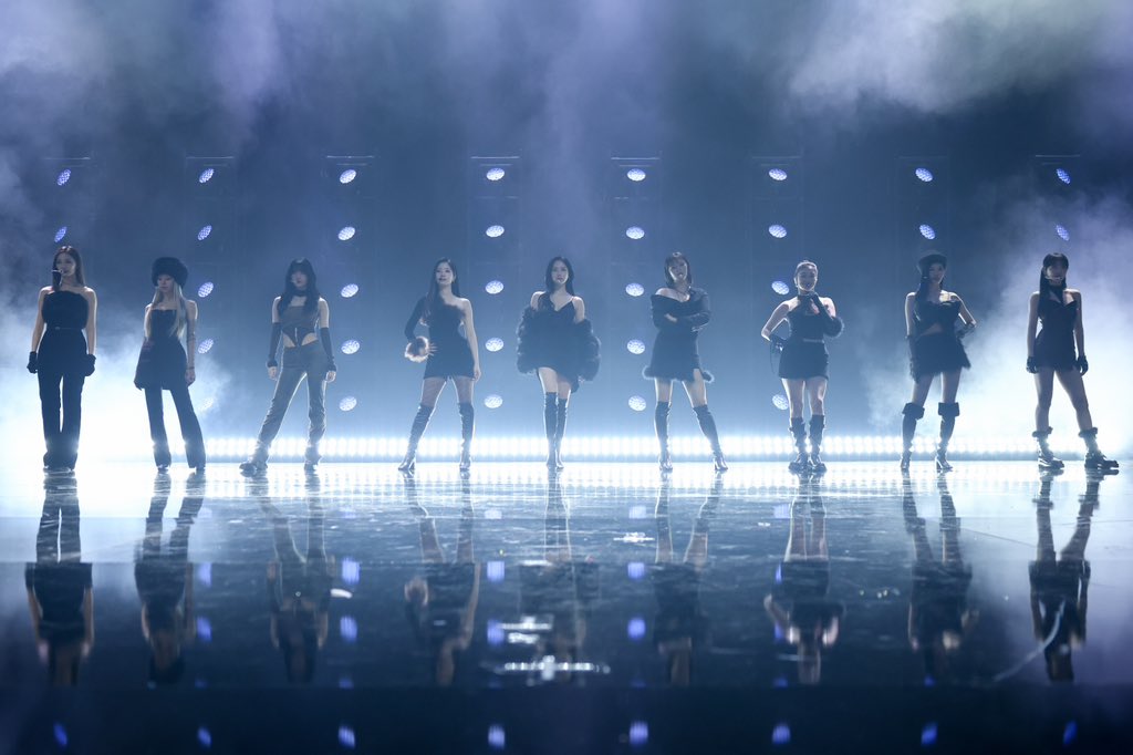 JYPETWICE's tweet photo. TWICE @Billboard Women In Music

"Ever since we became TWICE, we believed in us, in each other to always be together when taking a step towards our future."

#TWICE #BBWomenInMusic
#TWICE_BreakthroughAward https://t.co/9Oh2vwmQwM