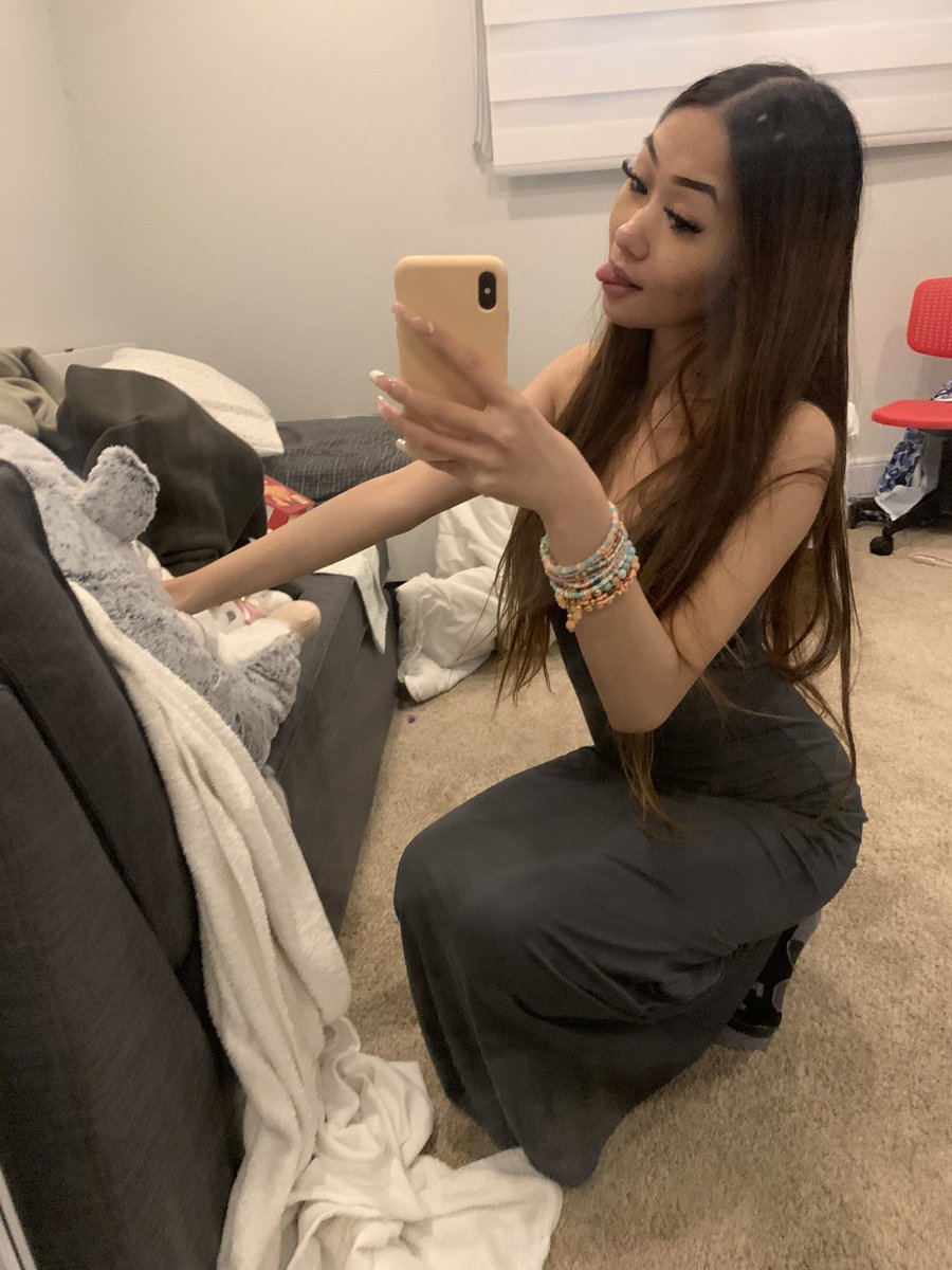 HEYYY 

twitch.tv/yslbabya

twitch.tv/yslbabya

twitch.tv/yslbabya

twitch.tv/yslbabya