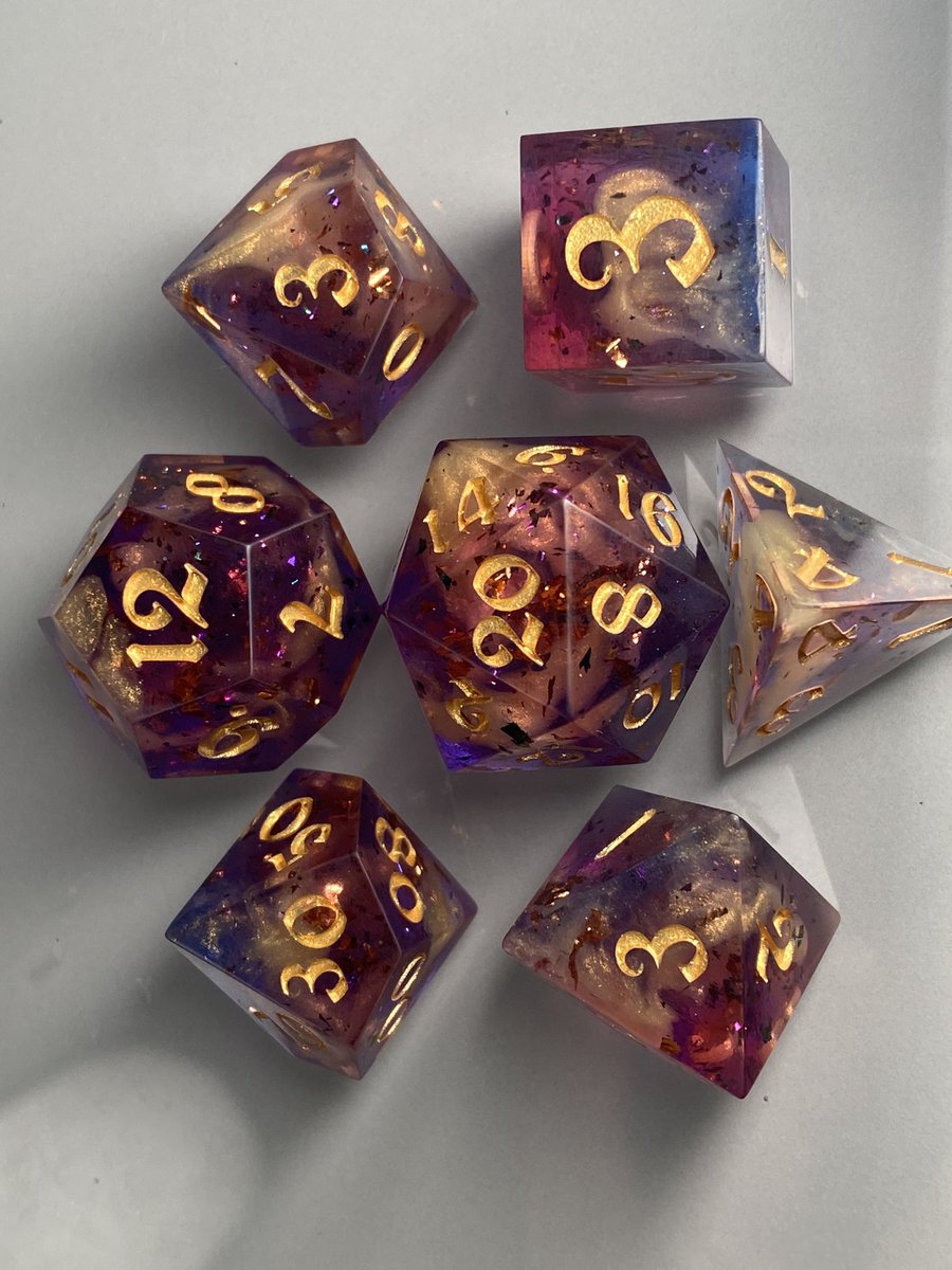 CarleySteichen's tweet image. ✨✨NEW DICE FOR SALE✨✨

I have a new dice set available for purchase in my Etsy shop. I am calling them New Dawn.

Check them out here: etsy.com/listing/143066…

#dice #resindice #sharpedgedice #ttrpg #ttrpgfamily