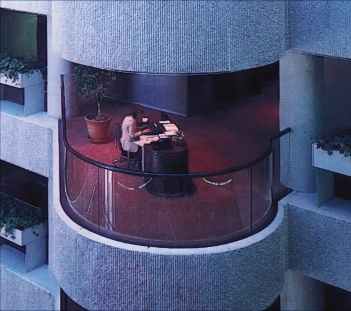 This office feels very '80s.