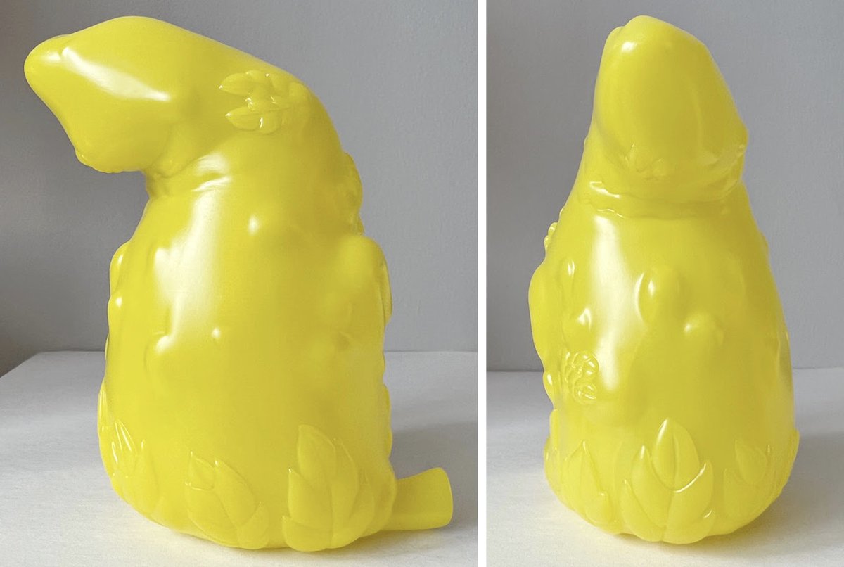 toysrevil's tweet photo. #toynews: Banana OG #softvinyl from #TonydeViton #BestBuds X @tenacioustoys avail now on https://t.co/brrNuyEhf3.

- Stands over 6" tall
- US$40 each
- Made in USA via #MileHighSofubi @MSofubi
- More to come in different colors

#designertoy
#vinyltoy
#toysblog https://t.co/7DsNFVat0k