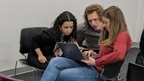 WilfShorrock's tweet image. Well done to everyone at the 3F workshop prior to the NOvA Collaboration meeting at UCI! Our efforts should be a great kickstart for the next neutrino oscillation analysis with NOvA&apos;s increased POT (protons on target).

#nova #collaboration #fermilab #sussex #irvine #neutrino