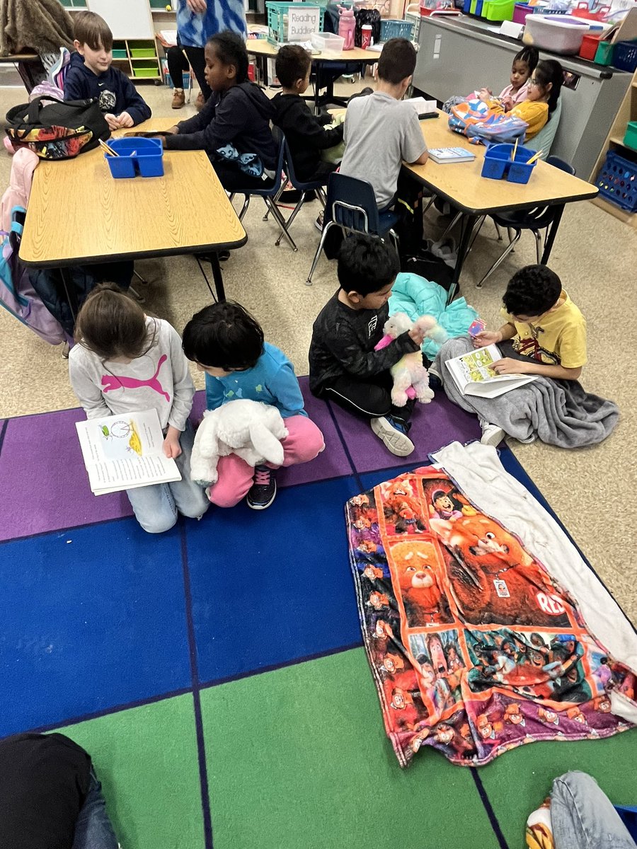 Mrs. Kotowski (@mrskotowski6) on Twitter photo We loved the read aloud from Ms. Tate and buddy reading with <a href="/MrsBaroneSE/">Mrs. Barone</a> class today! What a great way to end Read Across America Week! π We loved the read aloud from Ms. Tate and buddy reading with <a href="/MrsBaroneSE/">Mrs. Barone</a> class today! What a great way to end Read Across America Week! π
