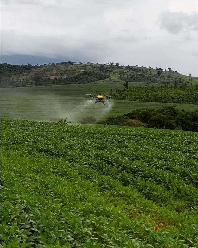 Wendyye802's tweet photo. Joyance 16L Drone Work en Brasil.
16L Dron puede rociar 80 hectáreas por día.
El dron puede funcionar en todas las condiciones. Puede rociar en montañas, colinas, llanuras, arrozales, etc.
Contácteme para obtener más información de drones.
WhatsApp: +86-15666881593 https://t.co/ezVP7CdpKg
