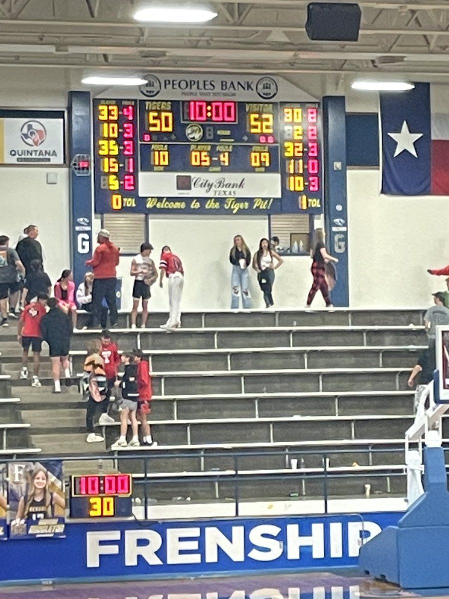 🏀REGIONAL SEMIFINAL CHAMPS!🏀
Brock 52
Shallowater 50

Bi-District CHAMPS ✅
Area CHAMPS ✅
Regional Quarter Final CHAMPS ✅
Regional Semi Final CHAMPS ✅

@carter_ditto54 with a layup in OT as time expires!
#GoBrock 

@BrockAthletics @hoopinsider @Terrytom77