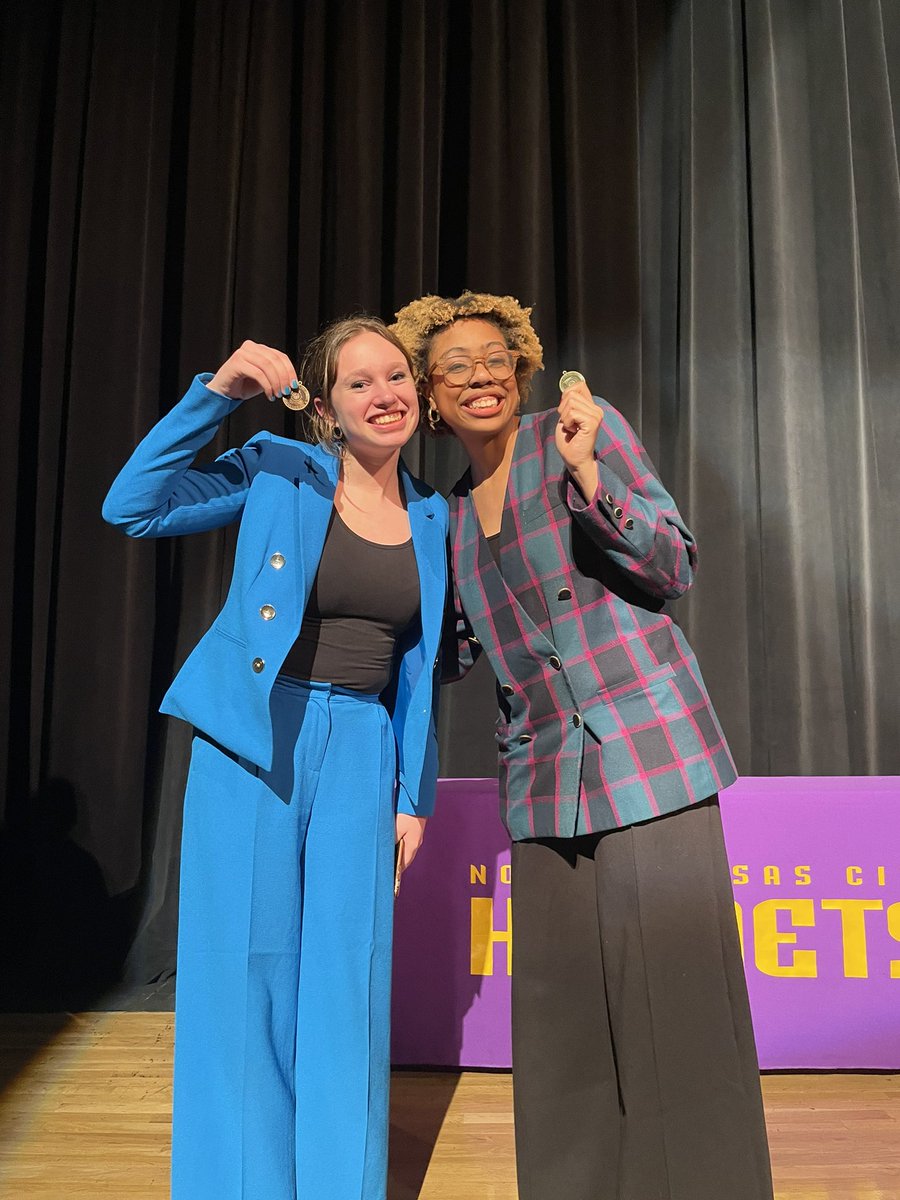 nkcspeechdebate's tweet photo. MSHSAA District Results
State qualifiers: 
         Champ OO-Elandrea Baker
  3rd DI-Audrey Schloss
Additional awards: 
 4th USX-DJ Morris
 4th IX-Alden Dougherty
 5th PO-Gracie Macedoine
 5th HI-Harper Word
 6th Info-Jaeda Roth
 7th ST- Hugo Hamilton https://t.co/p7bjspWqHv