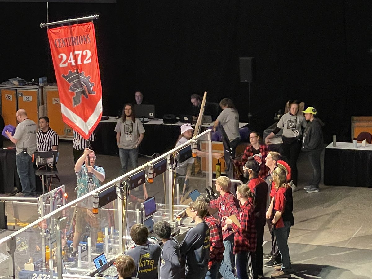 Finished the day 3-3, ranked #36 with 3 more matches tomorrow before Alliance selections. Feeling strong, looking to conquer! #rollcougs #omgrobots