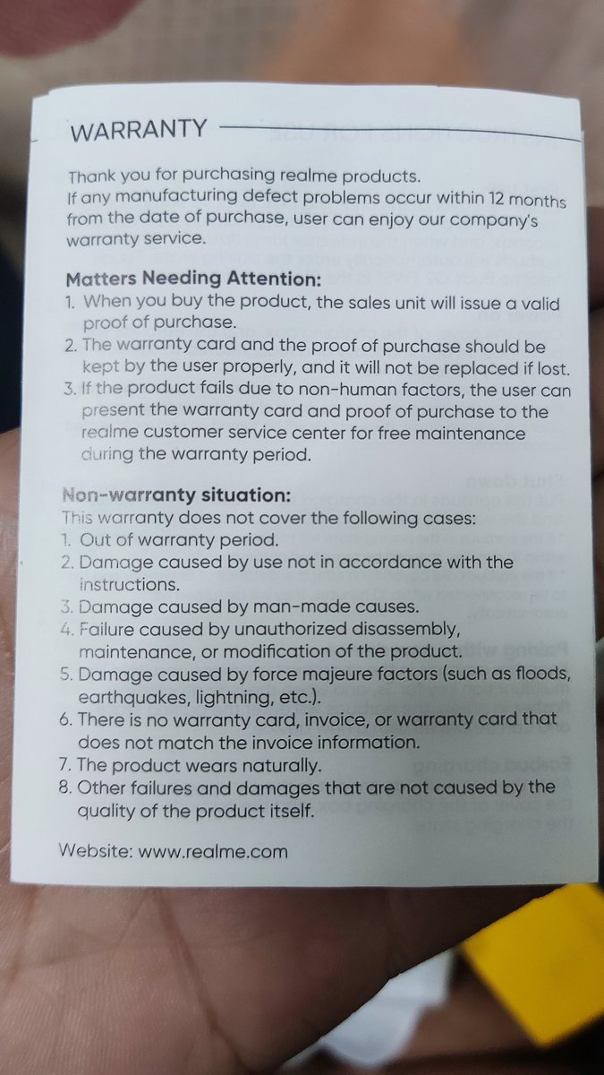 AAYUSH___G's tweet photo. @realmecareIN I am not claiming for  scratches replacement . I am just claiming that your product Stop working and in warranty card there not mantion about scratch are reason for out of warranty but.  u need to excuse for not repair your wrost product . https://t.co/PJMEUE4DtO
