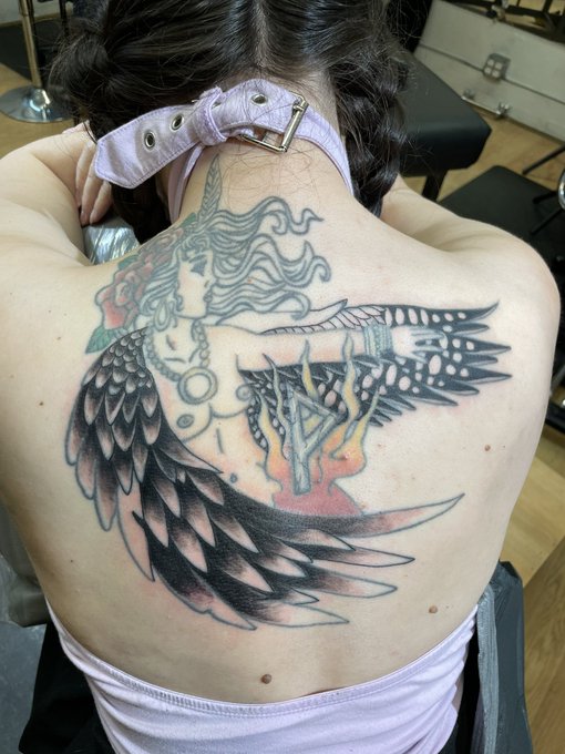 #wip Just 1 more session to go and she&rsquo;ll be done! https://t.co/GytTS2o310<a href="/tag/wip"class="tags">#wip</a>