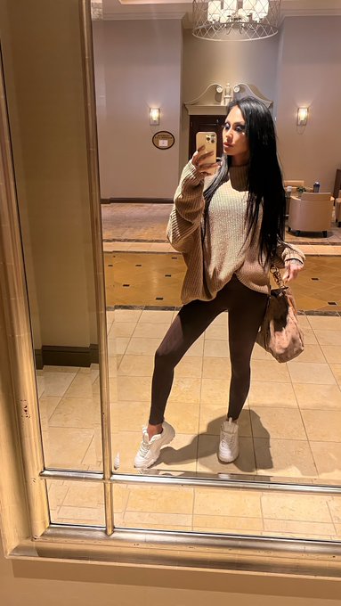 Going out @teambrian2016 https://t.co/36Q0Cc0eRL<a class="tags" href="/tag/teambrian2016">@teambrian2016</a><a href="/tag/thongthursday"class="tags"><span>#thongthursday</span></a><a href="/tag/thursdayvibes"class="tags"><span>#thursdayvibes</span></a><a href="/tag/thursdaymornin"class="tags"><span>#thursdaymornin</span></a>