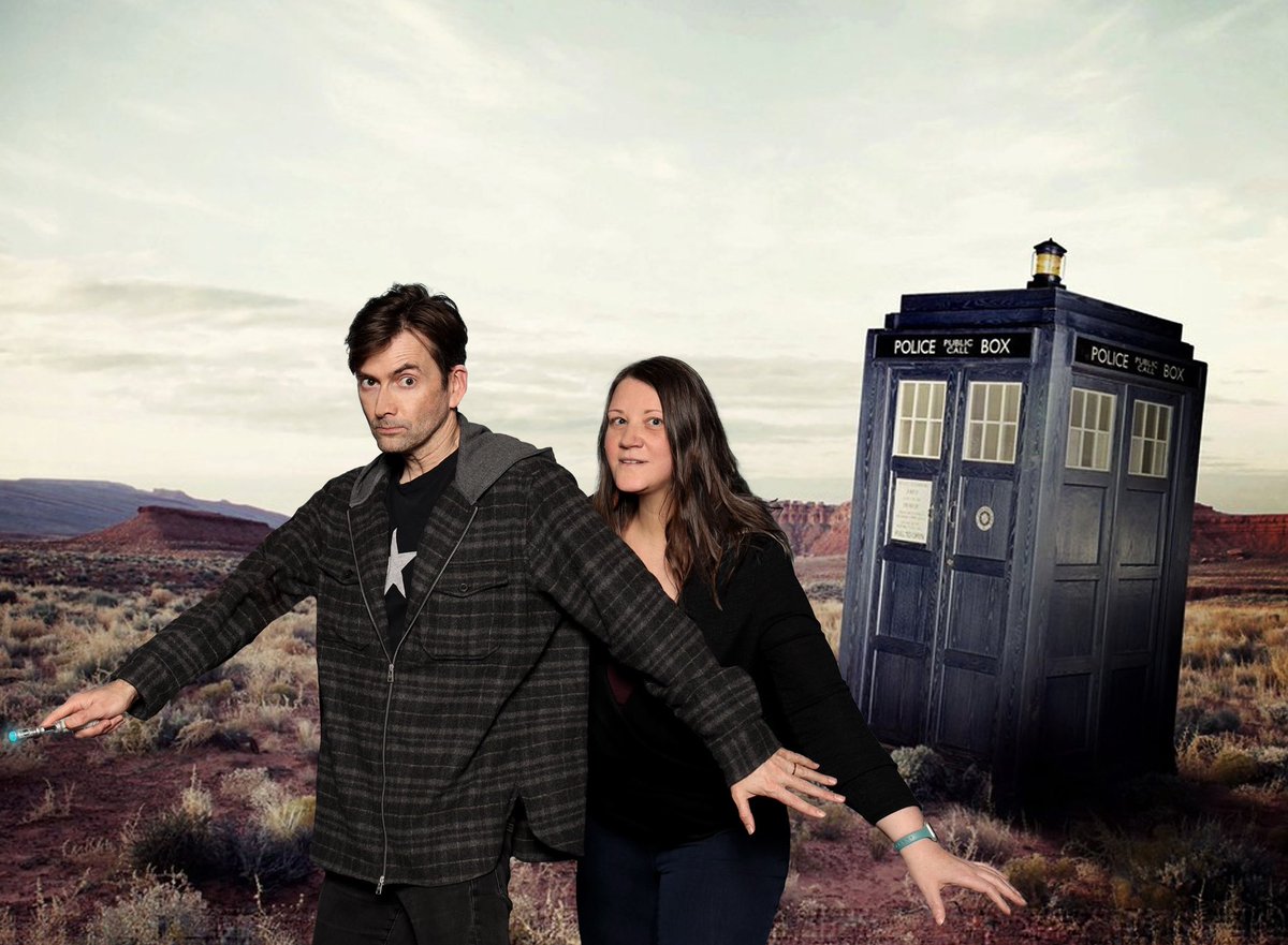 writerzoe's tweet photo. @Gillybean729 Today was so fun! I did a background swap on mine ☺️ https://t.co/RCrlPqnzYB
