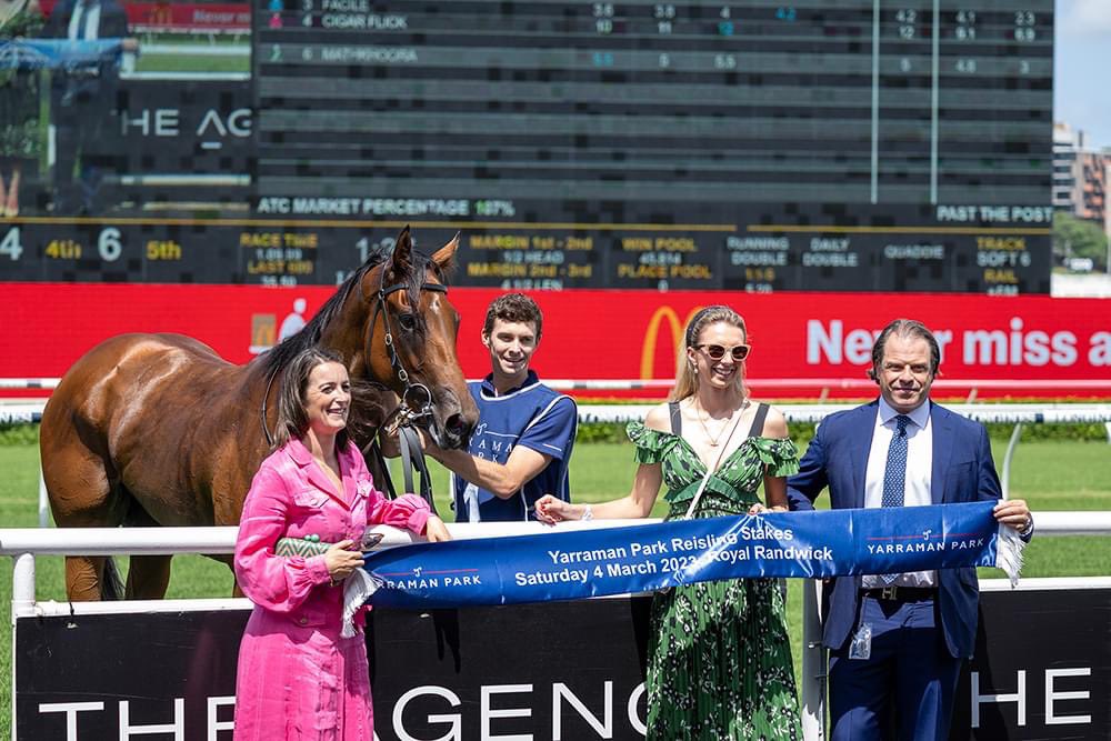 Annabel and Rob Archibald Racing tweet media