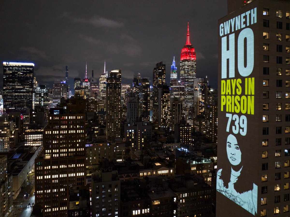 MarkLClifford's tweet photo. #GwynethHo : 739 days in prison. https://t.co/TQRFRoFmnB