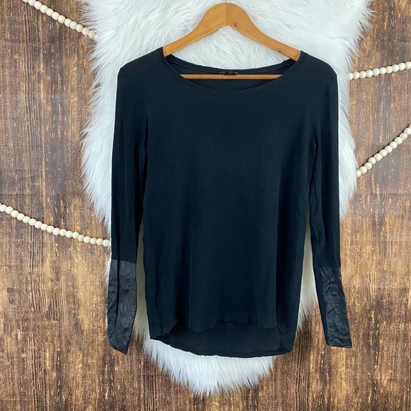 TaylorFoss5's tweet photo. So good I had to share! Check out all the items I'm loving on @Poshmarkapp #poshmark #fashion #style #shopmycloset #gbyguess #clubmonaco #nike: https://t.co/2Jz6zl8p0B https://t.co/xFILtEAIbc