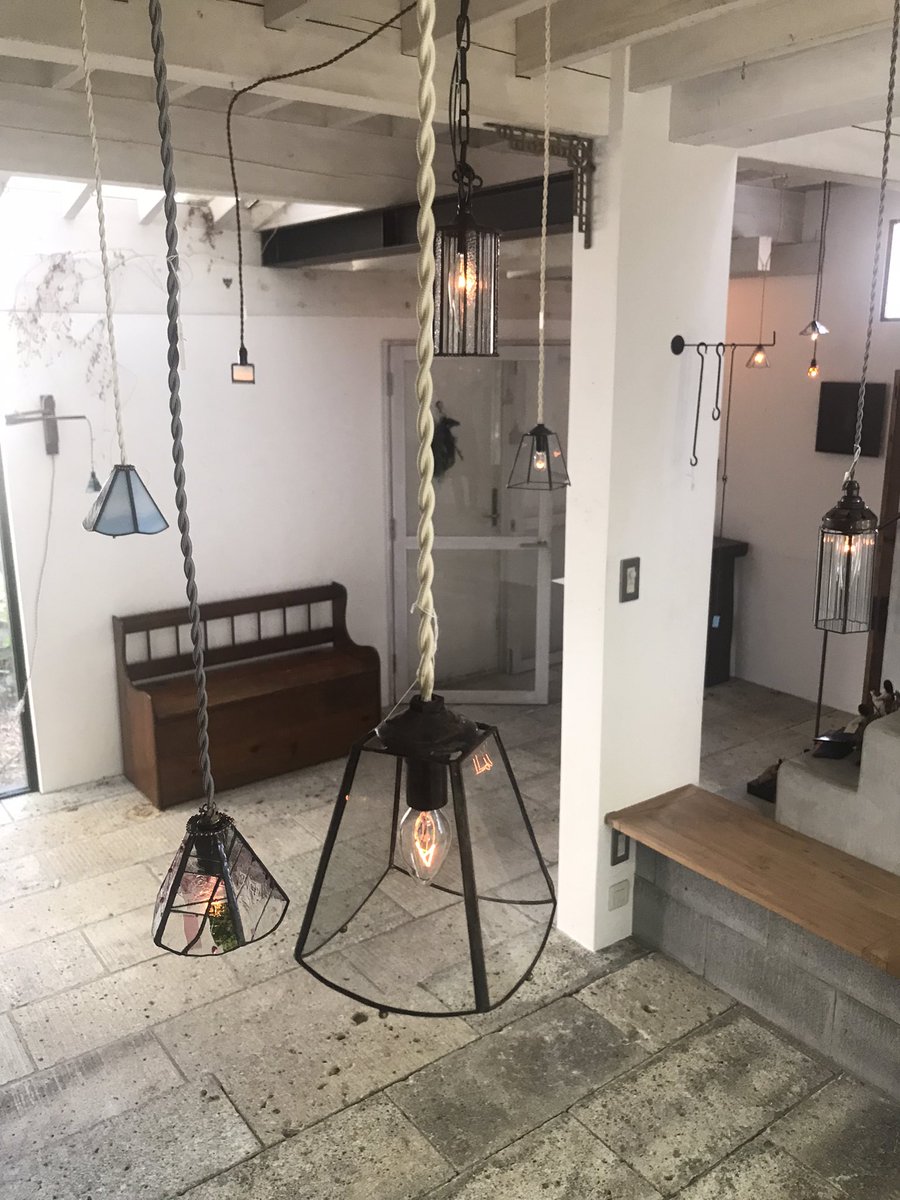 shoko_studiote's tweet photo. dionysos_sion 個展　『≒灯』
本日も15:00〜20:00 ギャラリーopen
5月3日(日)まで
小春日和の土曜日、是非お立ち寄りください。
#西荻
#dionysos_sion
#灯
#隱屋ギャラリー https://t.co/LDP5a7WuEY