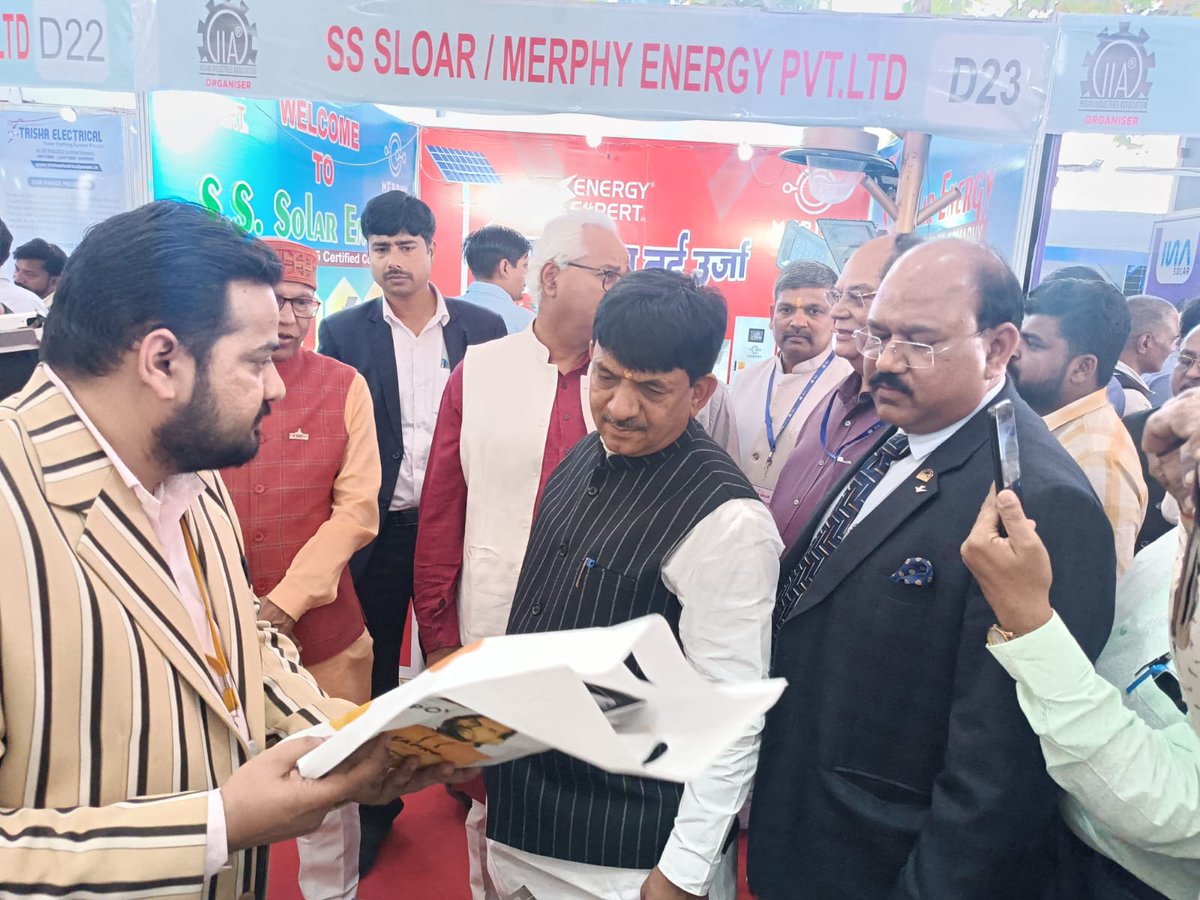 EaproGlobal's tweet image. India Solar &amp;amp; E-vehicle expo, #Lucknow , EAPRO Global Ltd. stall- D-26 presented by our Marketing head Dr Sanyam Tyagi &amp;amp; Zonal Sales Manager Mr Shailesh Dwivedi.
#sales #solarcompany #lucknow #solarpower #solarindustry #solarenergy #exhibitionstanddesign #exhibitionopening