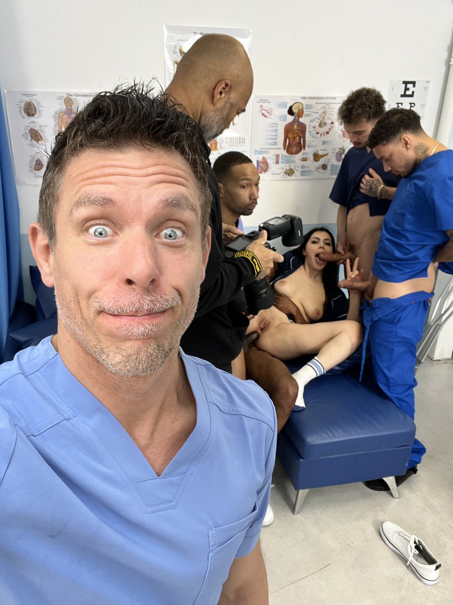 Mick Blue ™️’s pics and videos