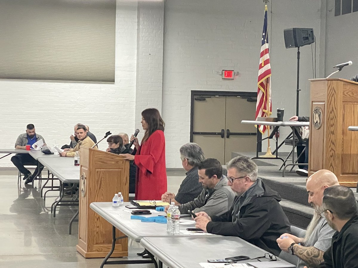 fionama's tweet image. Came to thank UA Local 250 (Steamfitters, Welders, Refrigeration Fitters) members for their support in my Re Election in November 2022. Great turnout for their monthly meeting on Friday at 7:30 pm. Thank you President Pete Wohlgezogen and your Board for your leadeship! #local250