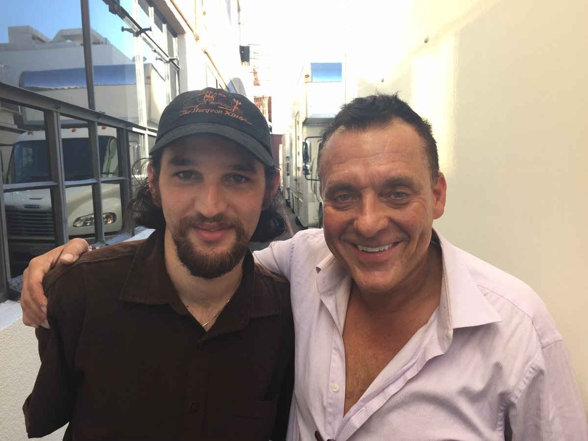 In 2015 Sizemore read Bagosian’s part at a table reading for Gems. He improvised with the actor next to him (despite them not being in the scene), sometimes making up new plot details… it made an entirely predictable experience unpredictable. RIP