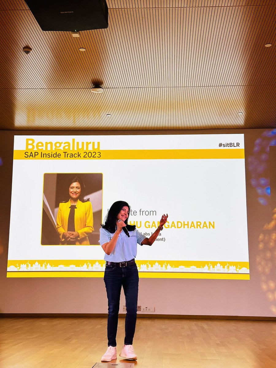 Apurwa1430's tweet image. #SAPInsideTrack Key Note by @gangadharansind