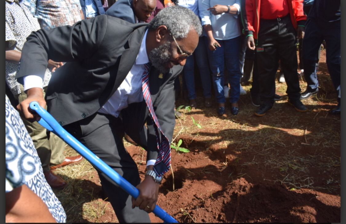 'The need for individual action to heal the earth by growing trees, promoting cultures of peace is necessary  now than ever before especially due to threat posed by climate change' Prof. Stephen Kiama
#TimeToTakeAction @GCAdaptation @PACJA1 @WRIafrica @UoNWMI @uonbi