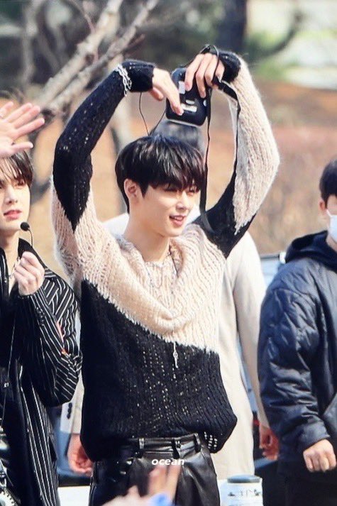 ocean__jy's tweet photo. 230304 #주연 #더보이즈 https://t.co/NVZfAO3XFK