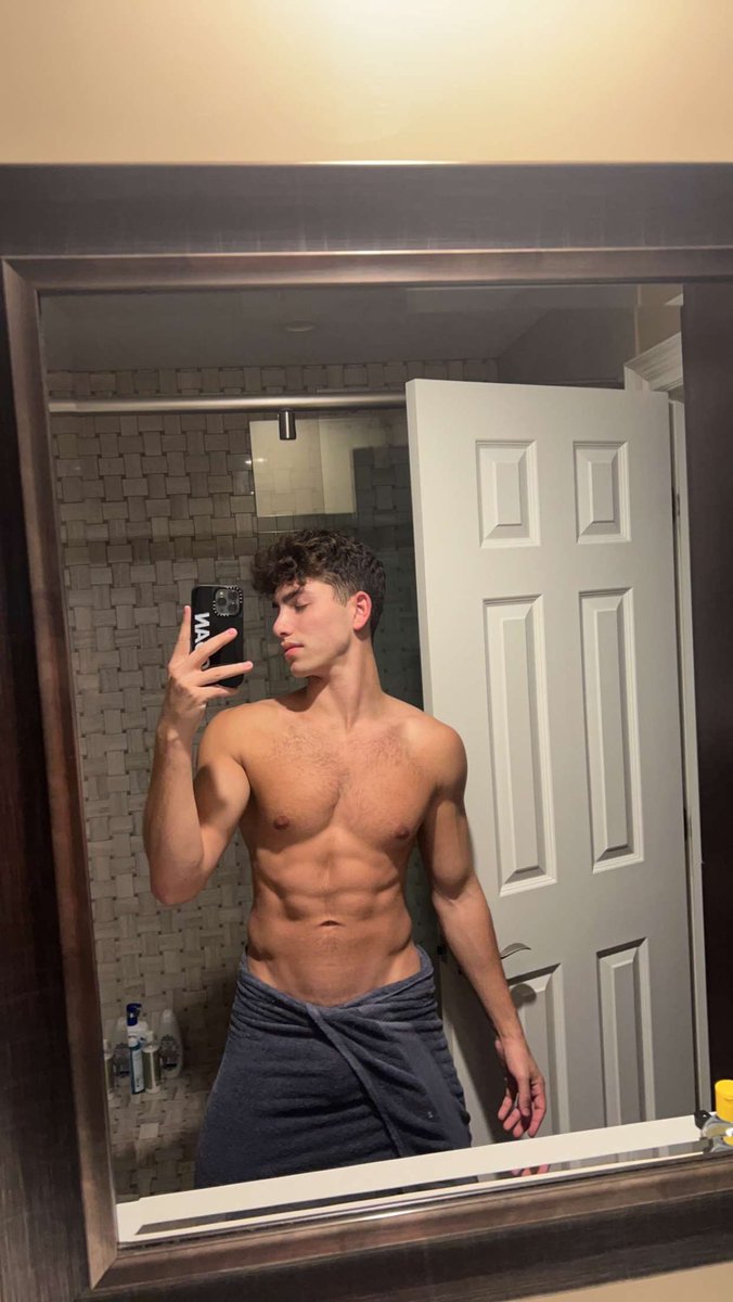 loganblake on Twitter: "night 💤"