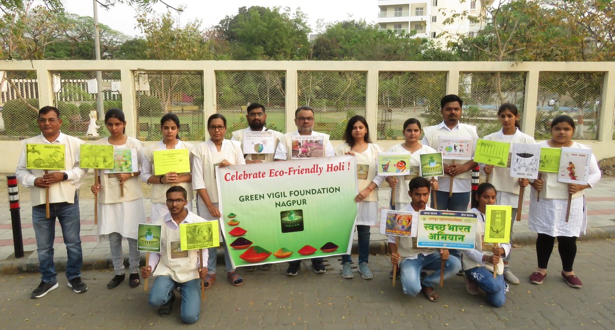 green_vigil's tweet photo. Green Vigil Foundation conducted a Citizen Outreach Campaign at Children’s Traffic Park, Dharampeth, encouraging citizens to celebrate Eco - friendly Holi.
#ecofriendlyholi #organiccolor #herbalcolor #nowaterwastage #savewater #safewaterandsanitation #SDG6 #waterforall https://t.co/E2kMZWBVq4