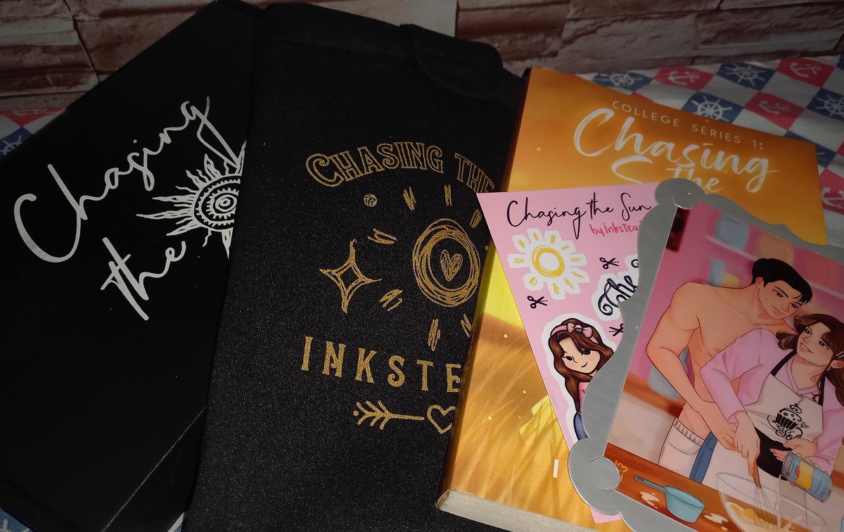 ciandreipinatei's tweet photo. ic wts lfb CTS premium

☆ Chasing The Sun Premium Book Alone ☆

- with freebies, book sleeve, &amp; box

MOP: GCash
MOD: LBC

Comment or dm if interested!

🏷 cts premium book alone chasing the sun https://t.co/pDzwaljR3U